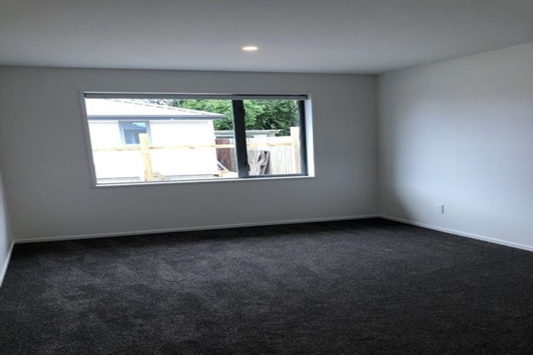 Photo of property in 8 Ashby Place, Bryndwr, Christchurch, 8052