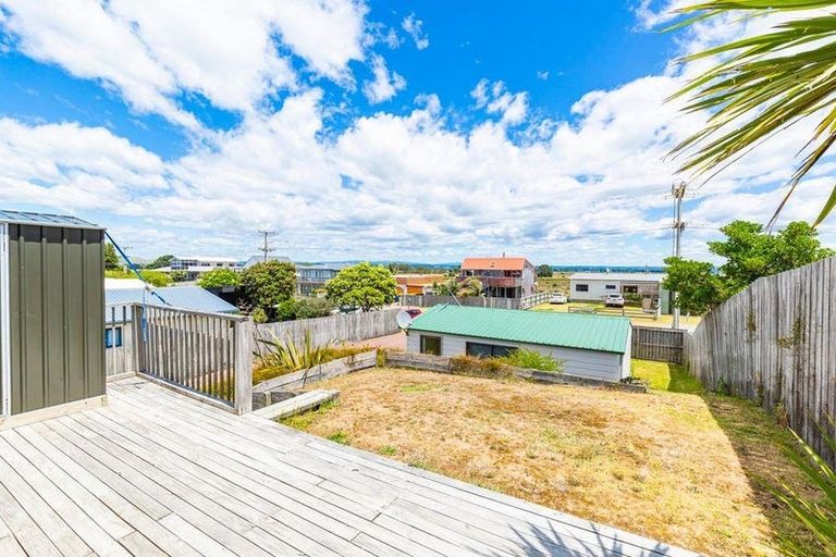 Photo of property in 517 Pukehina Parade, Pukehina, Te Puke, 3189