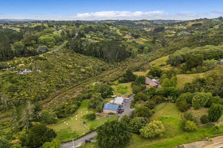 Photo of property in 253 Whitford Road, Shamrock Park, Howick, 2571