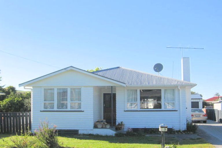 Photo of property in 5 Tui Street, Outer Kaiti, Gisborne, 4010