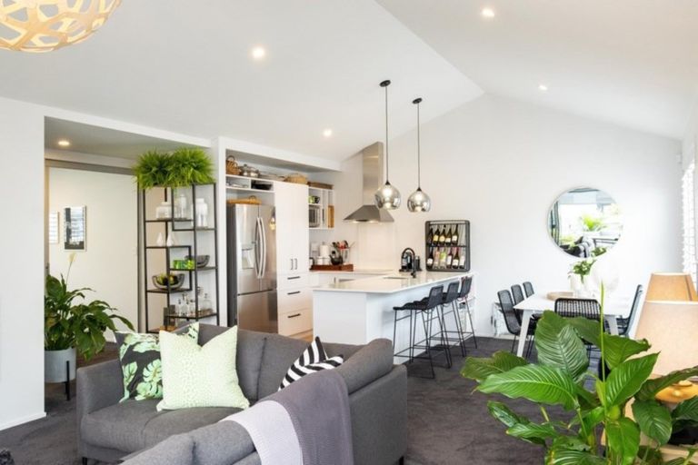 Photo of property in 11 Macaulay Street, Ahuriri, Napier, 4110