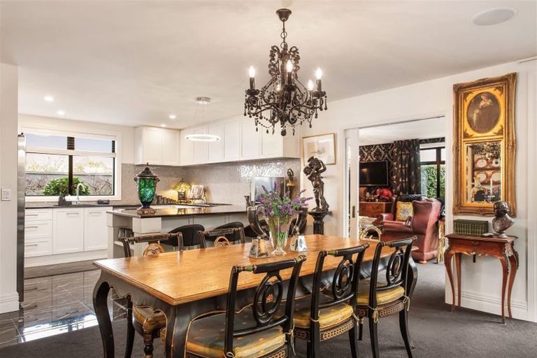 Photo of property in 2 Browns Road, St Albans, Christchurch, 8014