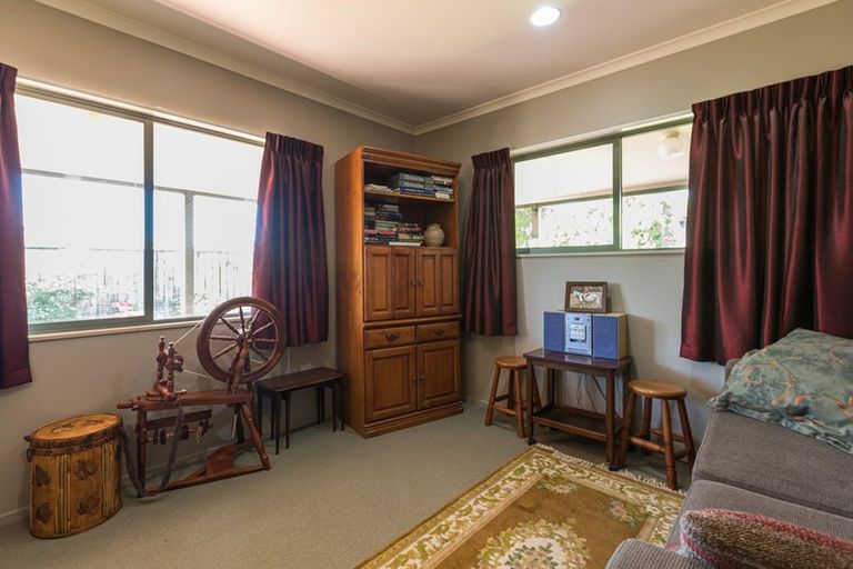 Photo of property in 7 Belgrove Drive, Waipukurau, 4200