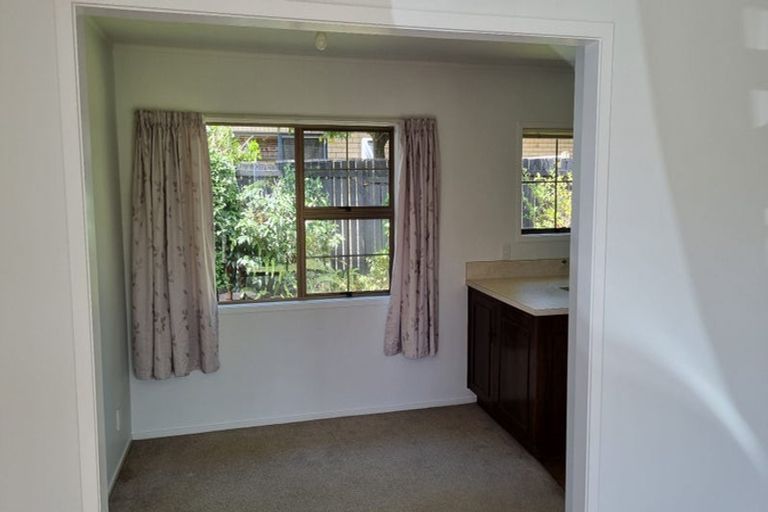 Photo of property in 1/24 Francis Street, Hauraki, Auckland, 0622