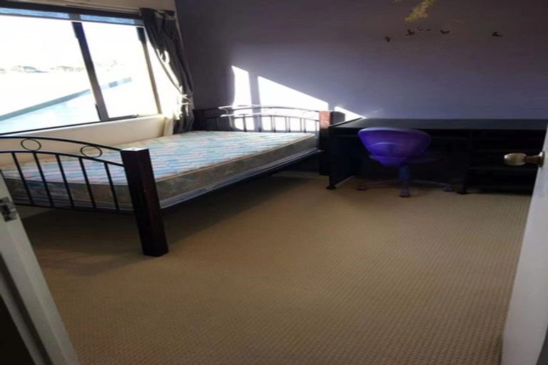 Photo of property in 7 Clarion Place, Glendene, Auckland, 0602