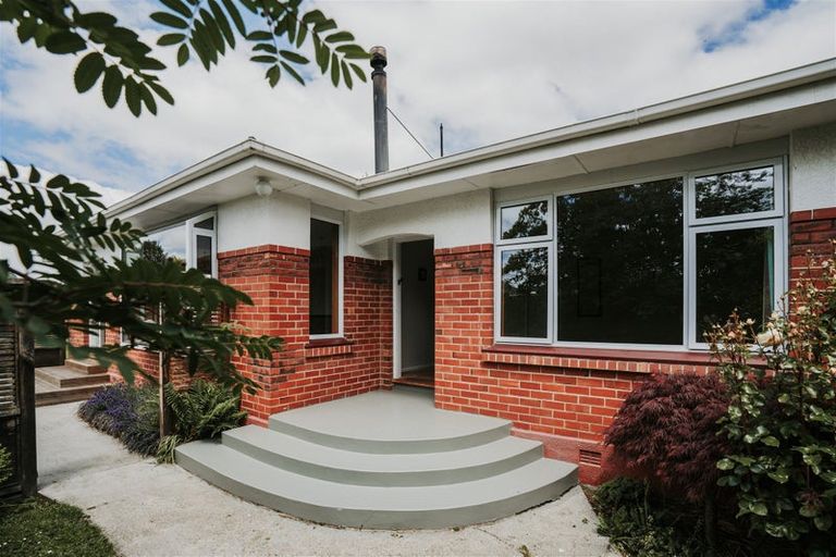 Photo of property in 17 Constitution Avenue, Milton, 9220