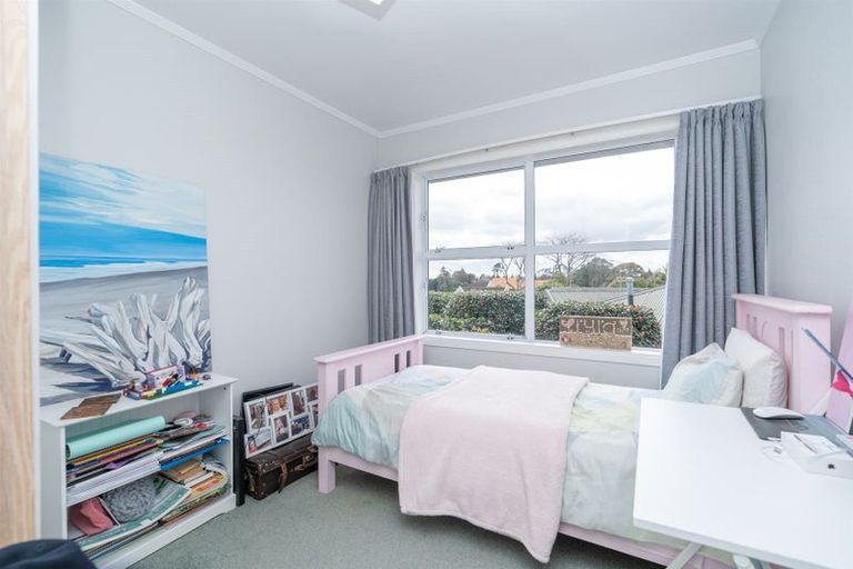 Photo of property in 61 Saint Andrews Terrace, St Andrews, Hamilton, 3200