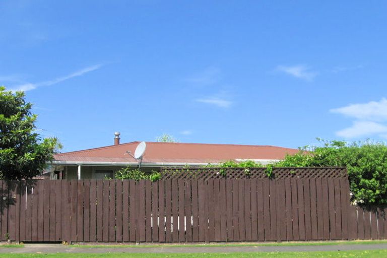 Photo of property in 42 Totara Street, Te Hapara, Gisborne, 4010
