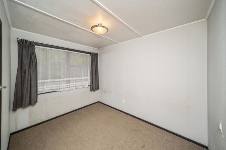 Photo of property in 11 Fairfield Road, Hawera, 4610