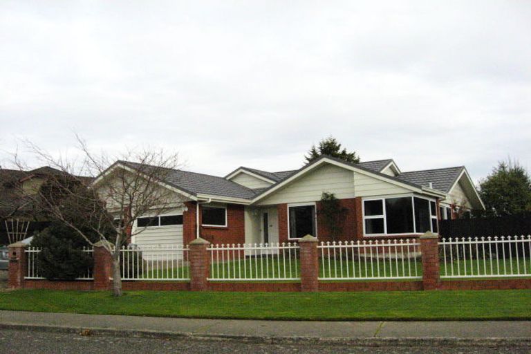 Photo of property in 8 Turnbull Street, Rosedale, Invercargill, 9810