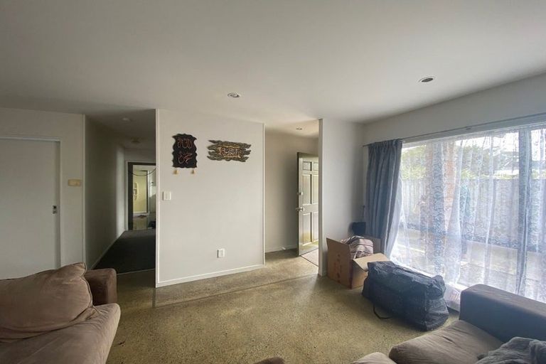 Photo of property in 3/14 Hall Avenue, Mangere, Auckland, 2022