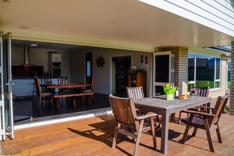 Photo of property in 1 Mill Grove, Carterton, 5713