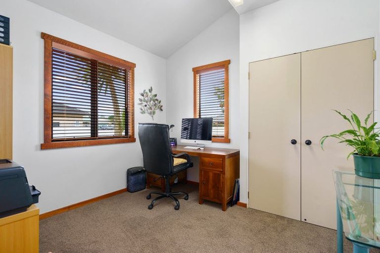 Photo of property in 21 Alba Place, Cambridge, 3434