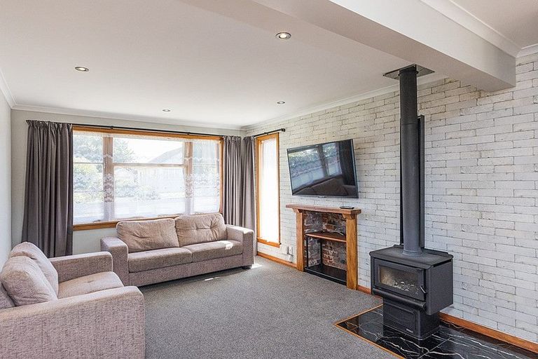 Photo of property in 20 Milton Street, Roslyn, Palmerston North, 4414