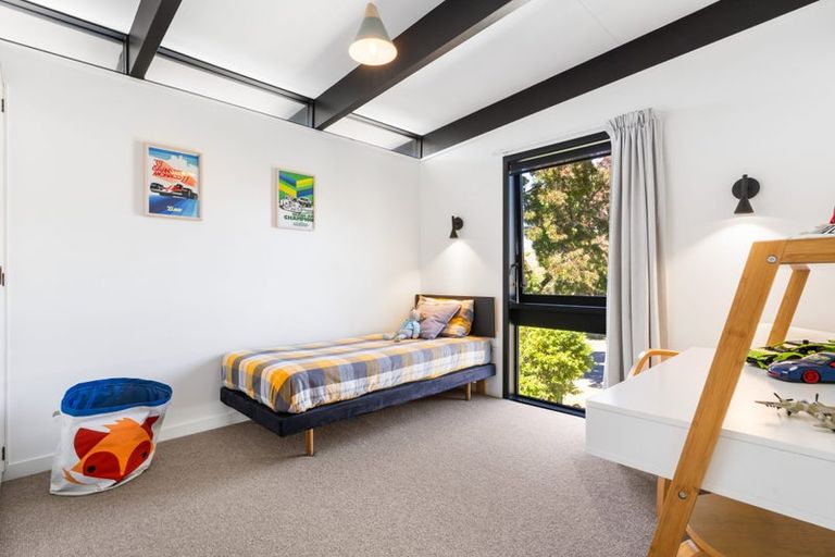 Photo of property in 20 Strathean Avenue, Avonhead, Christchurch, 8042