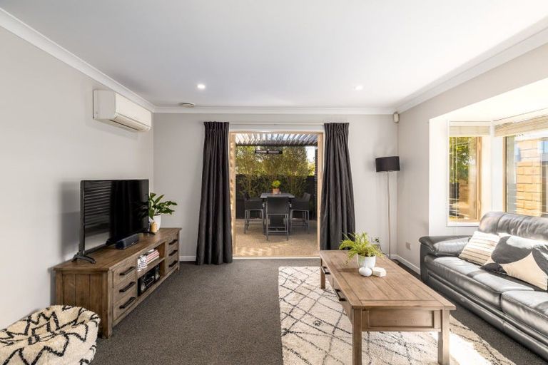 Photo of property in 40 Birkdale Drive, Shirley, Christchurch, 8061