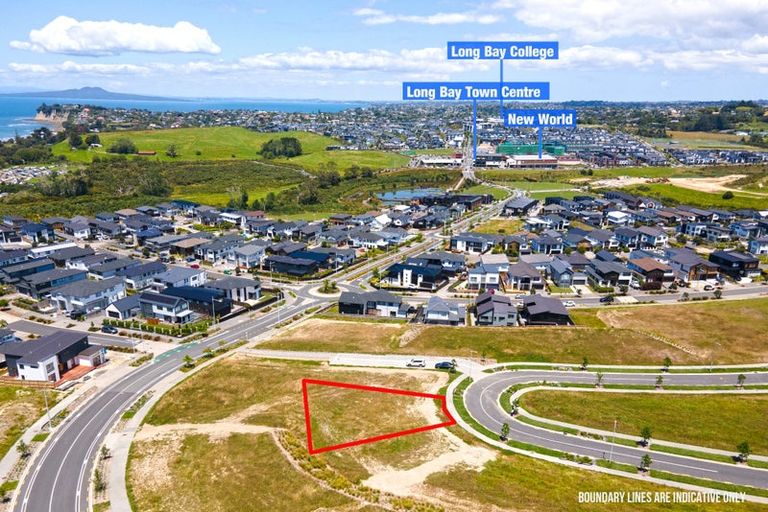 Photo of property in 22 Waitai Close, Long Bay, 0630