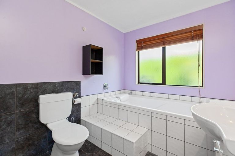 Photo of property in 1238 Papamoa Beach Road, Papamoa Beach, Papamoa, 3118