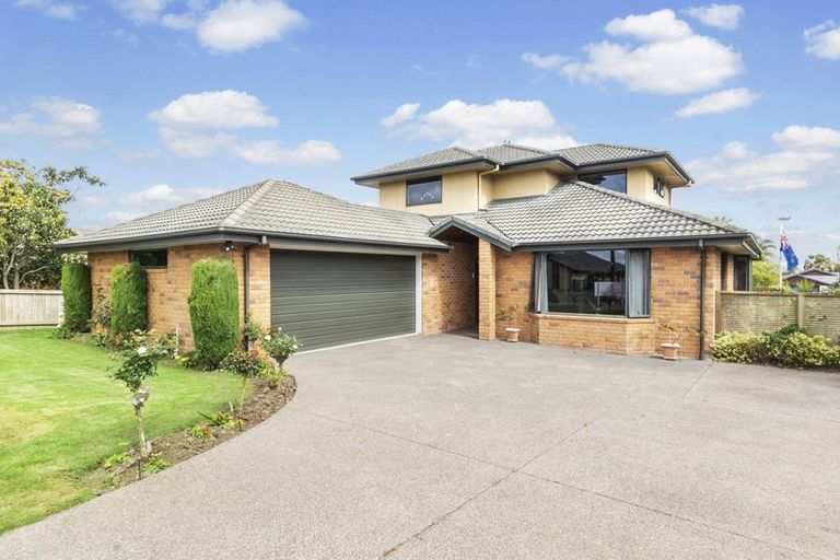 Photo of property in 99 Rototuna Road, Rototuna, Hamilton, 3210