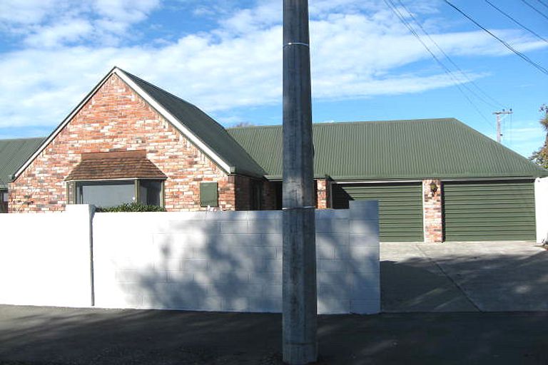 Photo of property in 36 Plynlimon Road, Fendalton, Christchurch, 8052