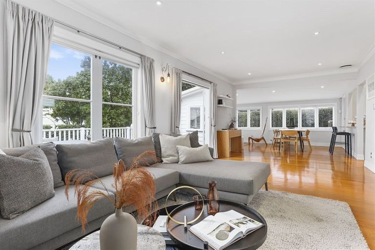 Photo of property in 26 Mariposa Crescent, Birkenhead, Auckland, 0626