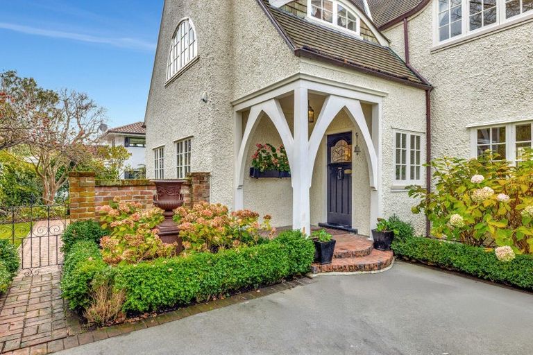 Photo of property in 43 Holmwood Road, Merivale, Christchurch, 8014