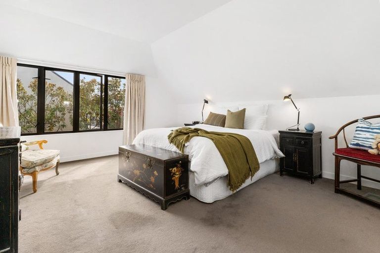 Photo of property in 10 Beveridge Street, Christchurch Central, Christchurch, 8013