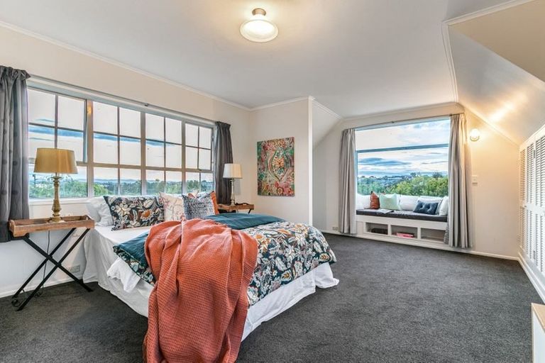 Photo of property in 2/52 Northboro Road, Belmont, Auckland, 0622