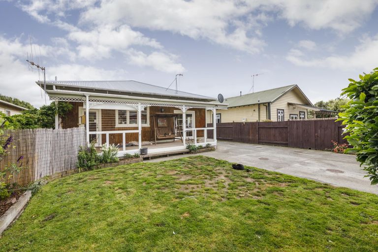 Photo of property in 9 Oxford Street, Hokowhitu, Palmerston North, 4410