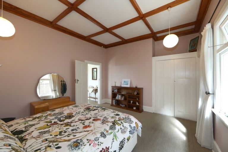 Photo of property in 23 Guys Hill Road, Hospital Hill, Napier, 4110