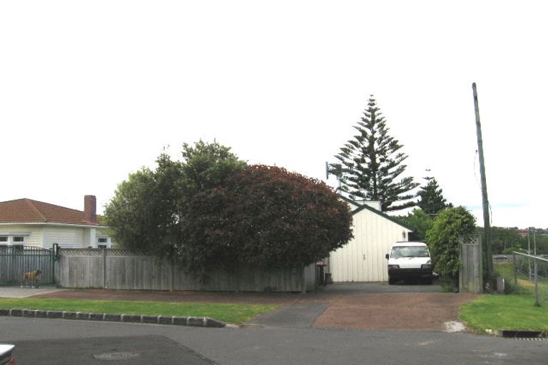 Photo of property in 60a Alberta Street, Point Chevalier, Auckland, 1022