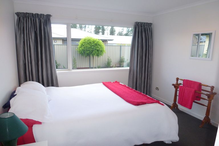 Photo of property in 8 Quail Close, Alexandra, 9320