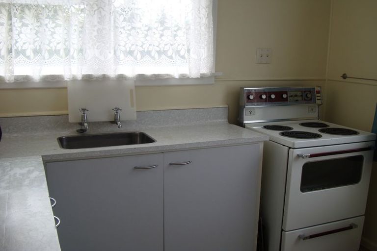 Photo of property in 8 Black Peak Road, Omarama, 9412