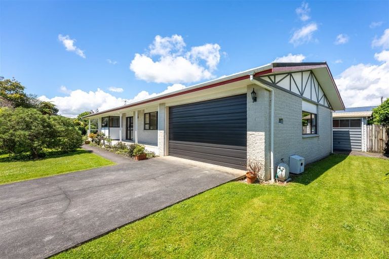 Photo of property in 34 Oriwa Crescent, Otaki, 5512