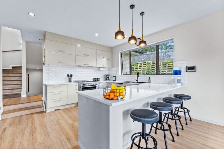 Photo of property in 2 Treetops Way, Bayview, Auckland, 0629