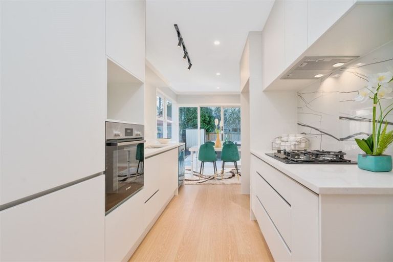 Photo of property in 145 Portage Road, New Lynn, Auckland, 0600