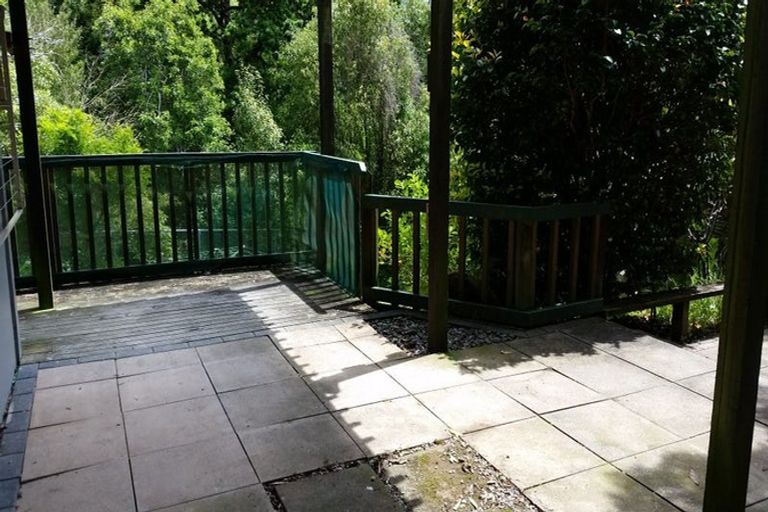 Photo of property in 32 Holborn Drive, Stokes Valley, Lower Hutt, 5019