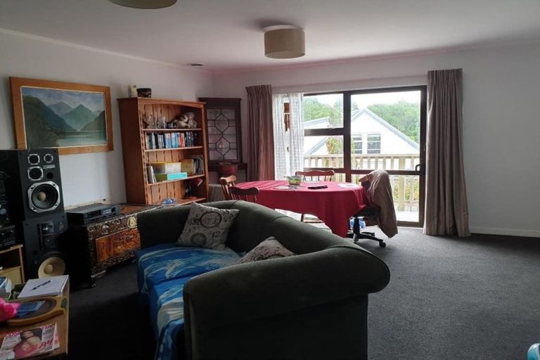 Photo of property in 11b Whanake Street, Titahi Bay, Porirua, 5022