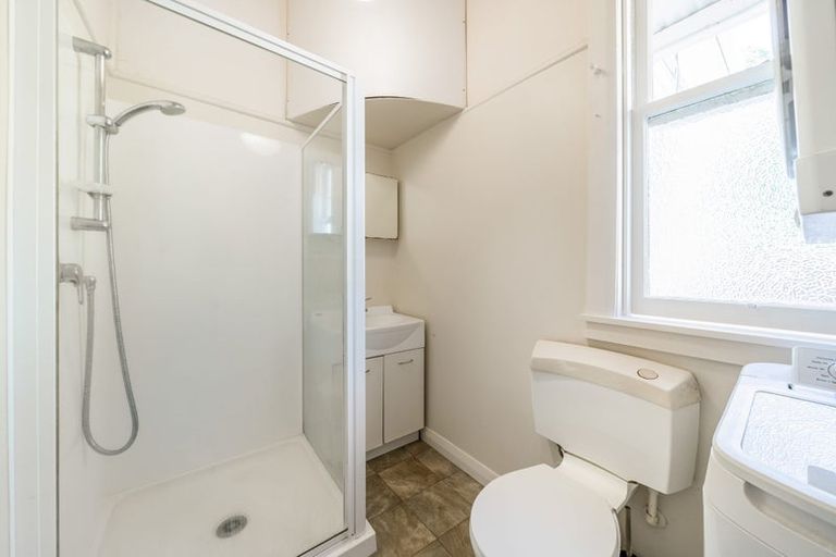 Photo of property in 36 The Parade, Island Bay, Wellington, 6023