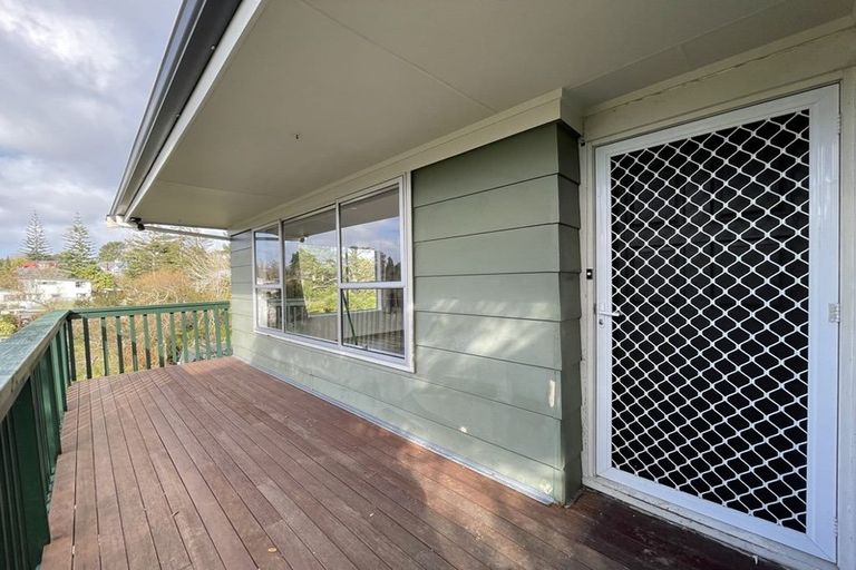 Photo of property in 14 Withers Road, Glen Eden, Auckland, 0602