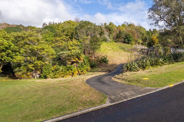 Photo of property in 12 Oceana Drive, Welcome Bay, Tauranga, 3175