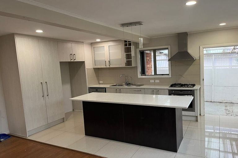 Photo of property in 14 Motatau Road, Papatoetoe, Auckland, 2025