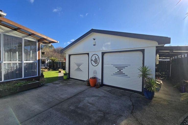 Photo of property in 16 Lancaster Crescent, Tokoroa, 3420