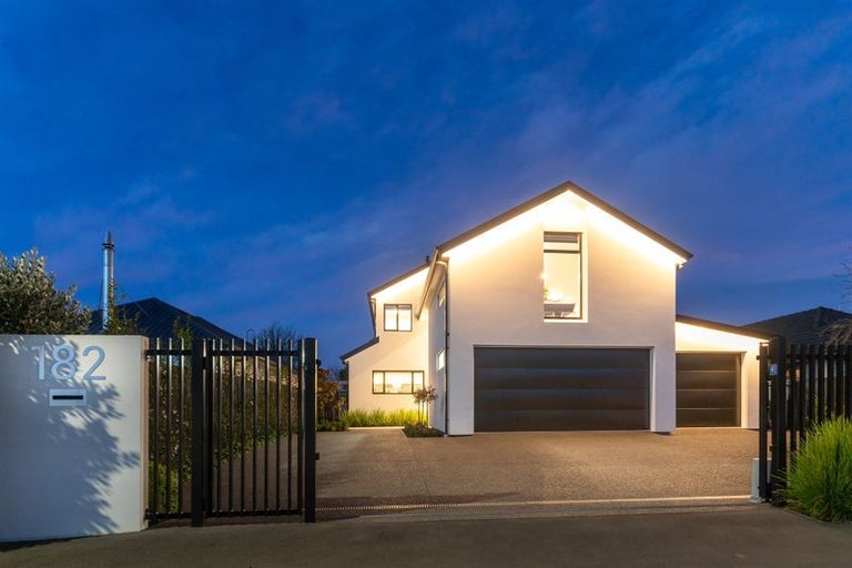 Photo of property in 182 Ilam Road, Ilam, Christchurch, 8041