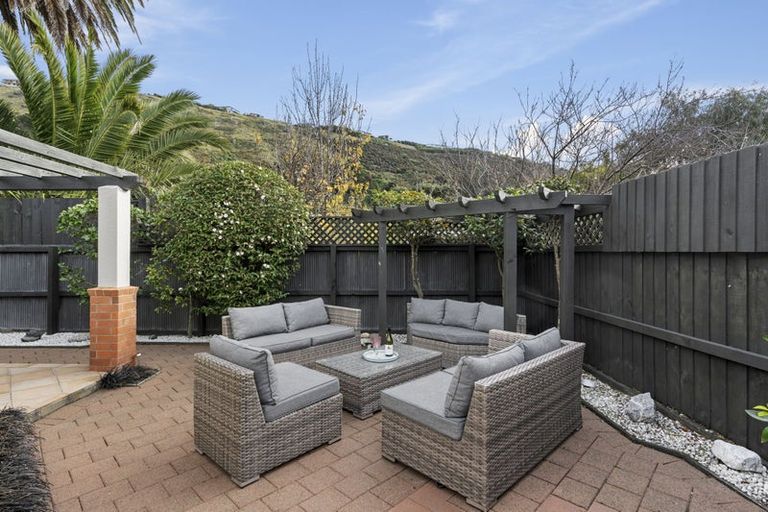 Photo of property in 6a Saint Leonards Square, Sumner, Christchurch, 8081