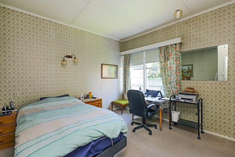 Photo of property in 1422 Karamu Road North, Mayfair, Hastings, 4122