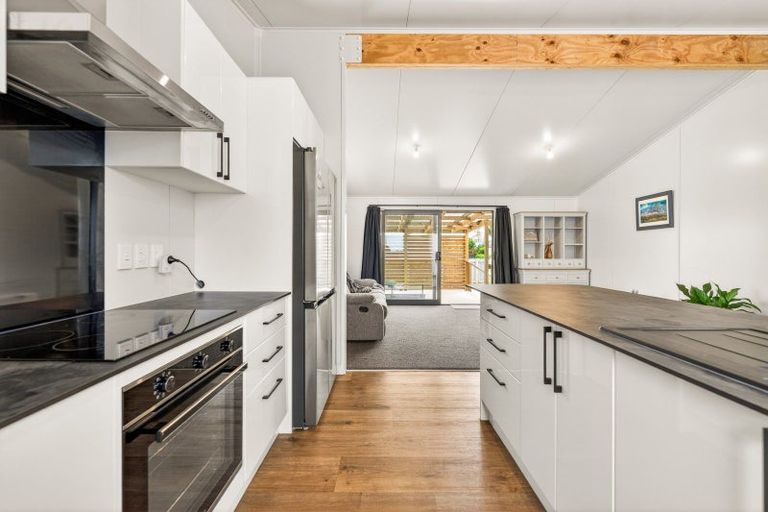 Photo of property in 4 Matipo Street, Tokomaru, 4474