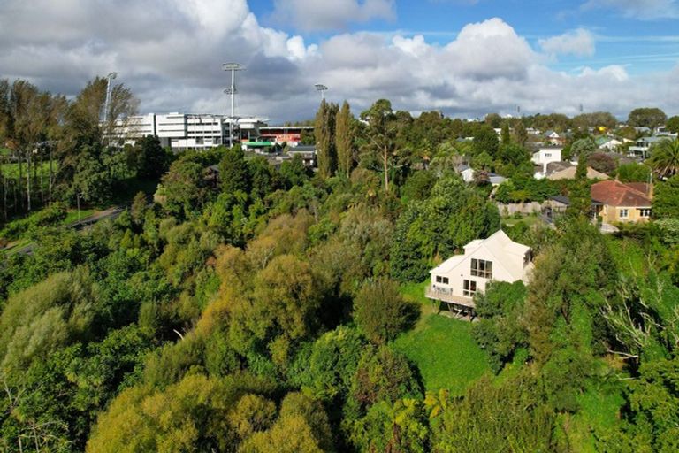 Photo of property in 26 Taniwha Street, Frankton, Hamilton, 3204