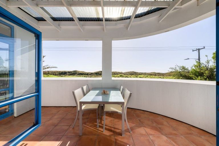 Photo of property in 336 Papamoa Beach Road, Papamoa Beach, Papamoa, 3118