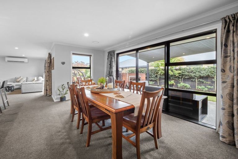 Photo of property in 5 Whiteoak Grove, Tinwald, Ashburton, 7700